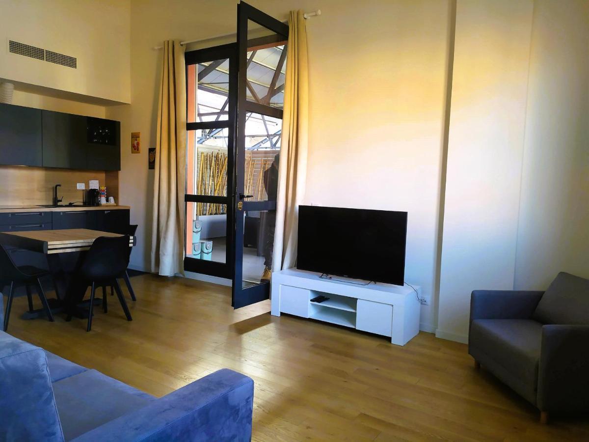 Nuovo Loft Con Terrazzo M2 Ieo Humanitas Bocconi Navigli Lägenhet Milano Exteriör bild
