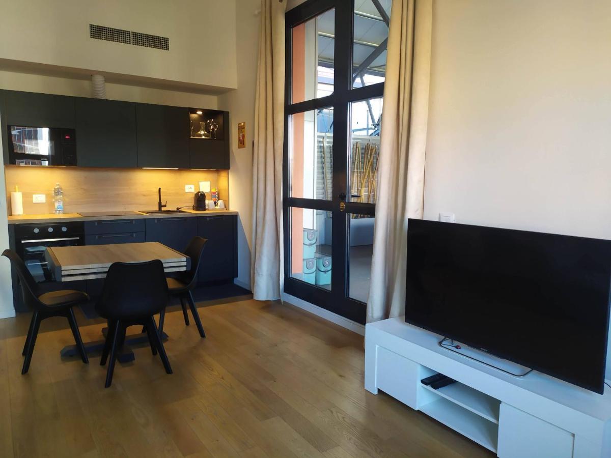 Nuovo Loft Con Terrazzo M2 Ieo Humanitas Bocconi Navigli Lägenhet Milano Exteriör bild