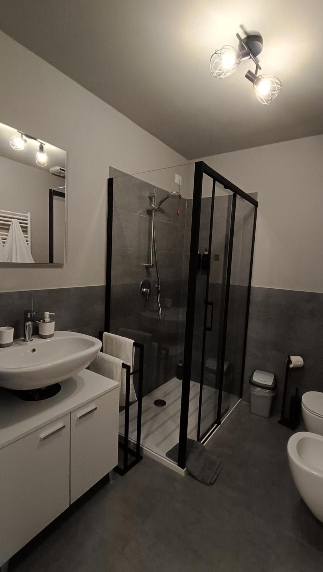 Nuovo Loft Con Terrazzo M2 Ieo Humanitas Bocconi Navigli Lägenhet Milano Exteriör bild